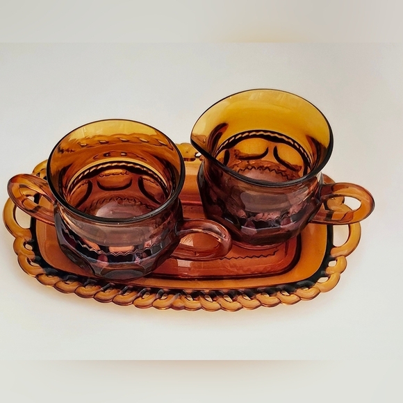 Indiana Glass King's Thumbprint Amber Creamer and Sugar set with Tray - Picture 2 of 16